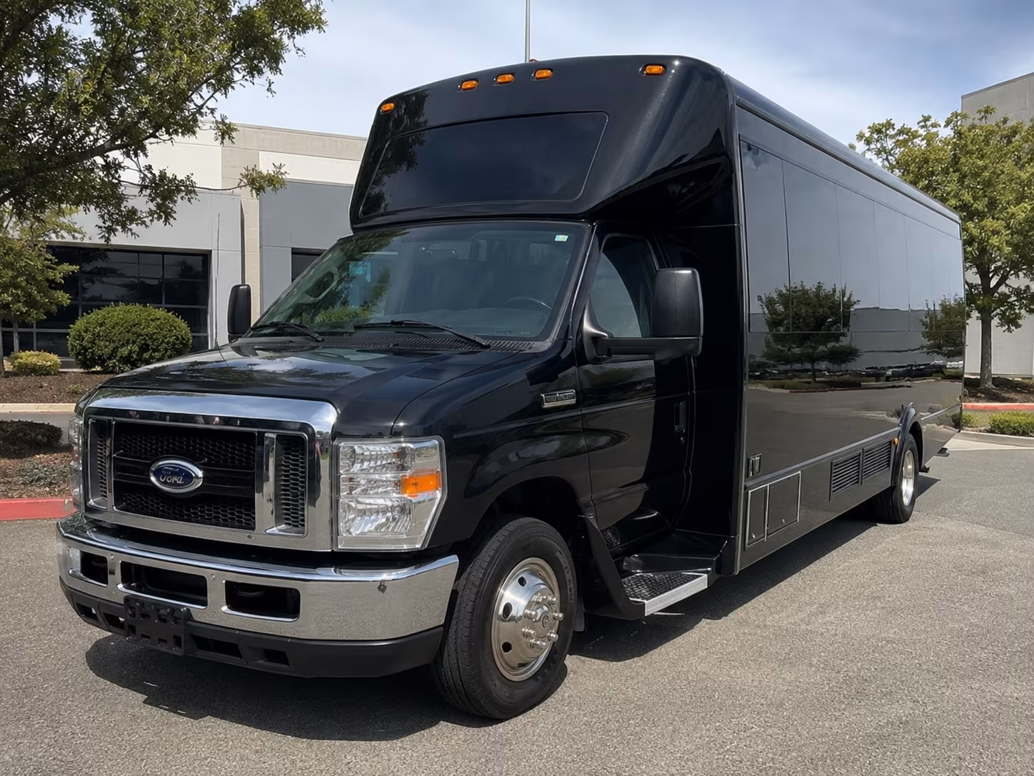 bus rentals